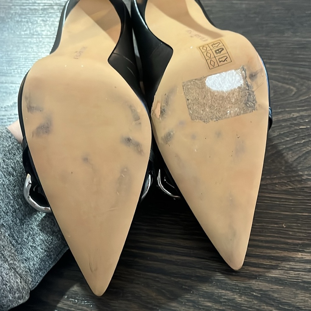 Karl Lagerfeld Paris Calise Pointed Toe Pump - Picture 8 of 9